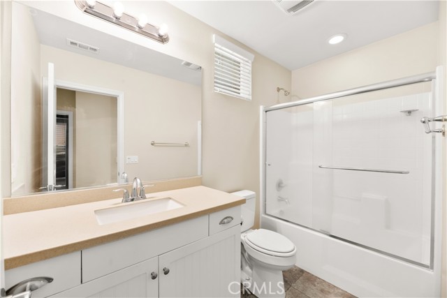 36432 Chervil Court, Lake Elsinore CA: https://media.crmls.org/medias/1e0cf162-9252-4ca2-b67d-09e4455b36de.jpg