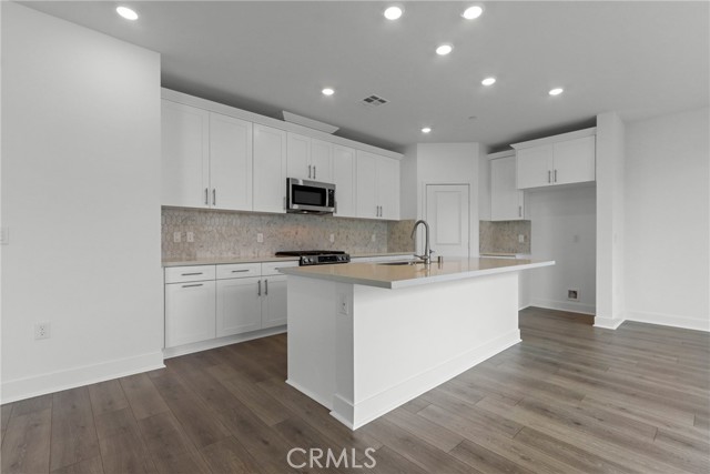 Detail Gallery Image 19 of 63 For 33303 Celadon Ave, French Valley,  CA 92596 - 5 Beds | 3 Baths