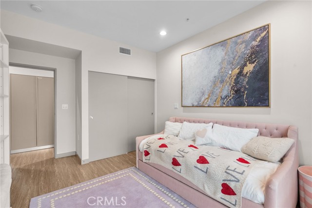 Detail Gallery Image 31 of 37 For 18703 Redwing St, Tarzana,  CA 91356 - 3 Beds | 2/1 Baths