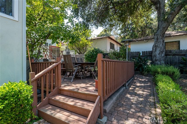 10109 Parr Avenue, Sunland CA: https://media.crmls.org/medias/1e0e57cc-0244-4bc1-9462-2c19c3f28c16.jpg