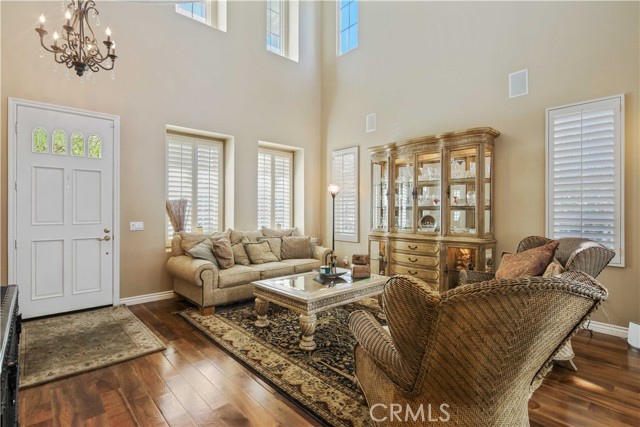 Image 14 of 71 For 26816 Fairlain Drive