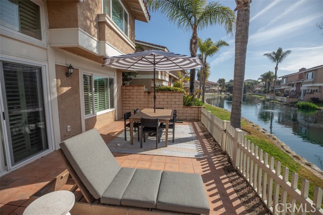 7892 Southwind Circle, Huntington Beach CA: https://media.crmls.org/medias/1e0f6593-8621-4210-800e-df19c0dc3a57.jpg