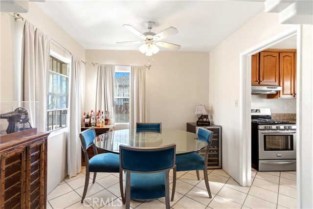 Detail Gallery Image 8 of 35 For 10731 Wright Rd, South Gate,  CA 90280 - 3 Beds | 2 Baths