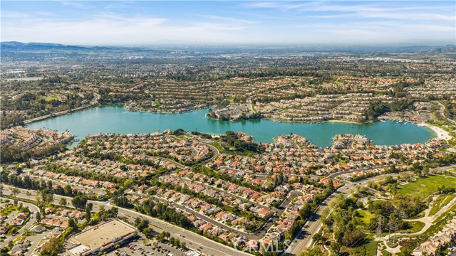 Image 63 of 71 For 23195 Stoneridge