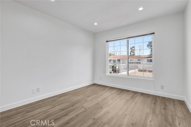 Detail Gallery Image 33 of 52 For 6 Mandrake Way, Irvine,  CA 92612 - 5 Beds | 3 Baths