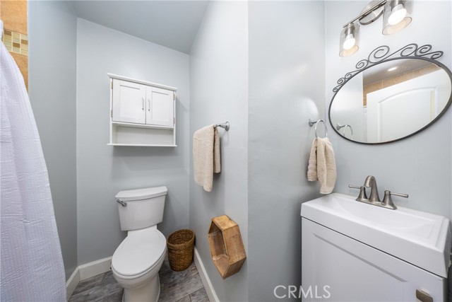 Detail Gallery Image 23 of 39 For 10512 Rose Hedge, Whittier,  CA 90606 - 5 Beds | 3 Baths