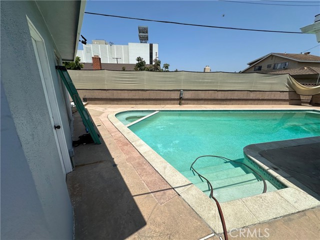 Detail Gallery Image 7 of 9 For 17321 Merit Ave, Gardena,  CA 90247 - 3 Beds | 2 Baths