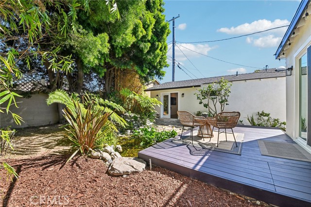 Detail Gallery Image 42 of 58 For 8454 Naylor Ave, Los Angeles,  CA 90045 - 3 Beds | 2 Baths