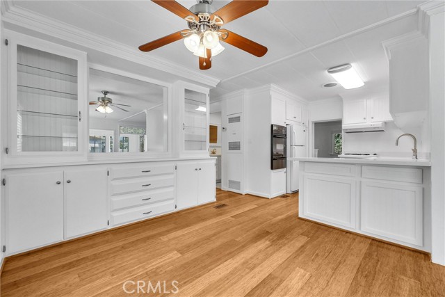 Detail Gallery Image 8 of 35 For 1438 Shadowglen Way, Corona,  CA 92882 - 2 Beds | 2 Baths