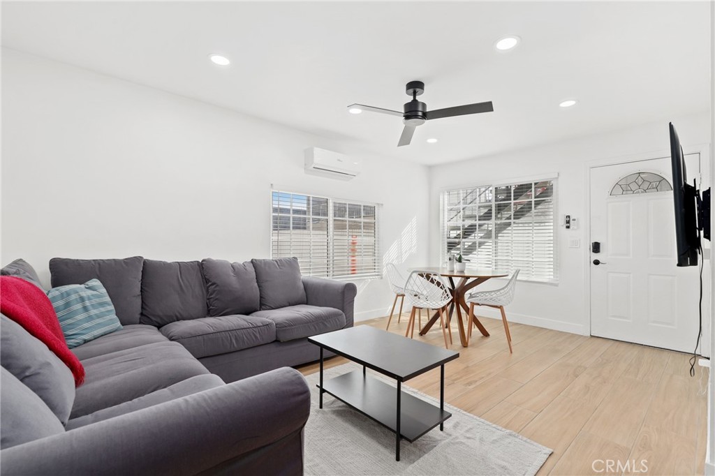 MLS #PW25250502 image #7