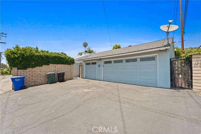 Detail Gallery Image 27 of 27 For 112 N Garfield Pl, Monrovia,  CA 91016 - 4 Beds | 3/1 Baths