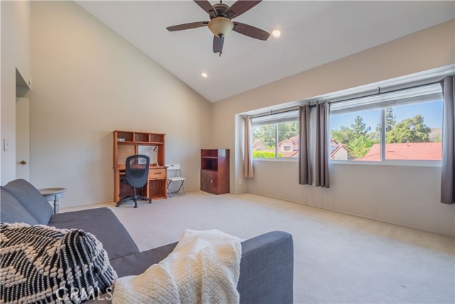 653 Rocking Horse Road, Walnut CA: https://media.crmls.org/medias/1e148622-5c29-4620-b83a-5175e99b08b4.jpg