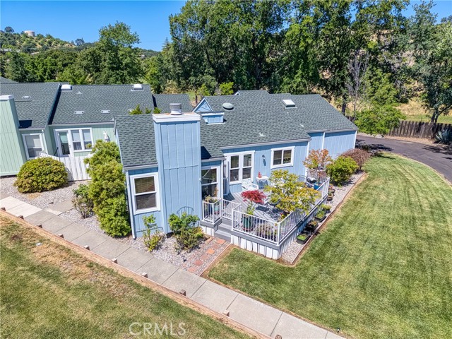 3498 Marina W Drive, Lakeport CA: https://media.crmls.org/medias/1e15a07a-f2d4-4614-9913-dc68918f71d0.jpg