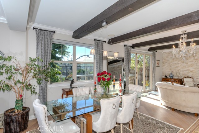 Image 21 of 75 For 30 Vivido St