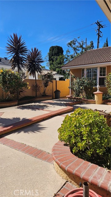 Detail Gallery Image 5 of 25 For 18727 Holmes, Cerritos,  CA 90703 - 3 Beds | 2 Baths