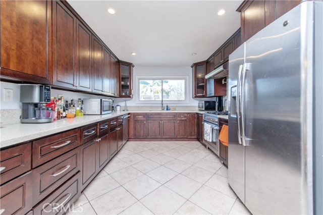 Detail Gallery Image 5 of 26 For 127 W Cliffwood Ave, Anaheim,  CA 92802 - 3 Beds | 2/1 Baths