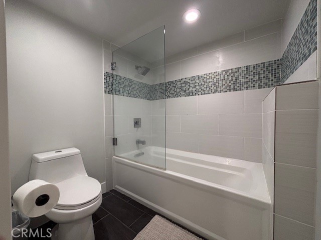 https://media.crmls.org/medias/1e17e5fd-96d3-4db2-8865-ee5943da52aa.jpg?preset=X-Large