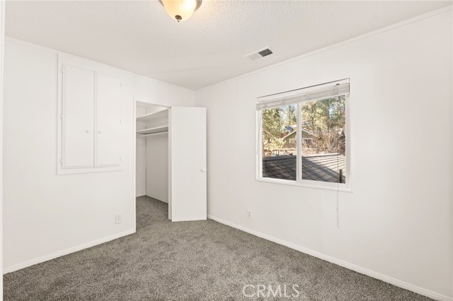 Detail Gallery Image 32 of 44 For 314 W Aeroplane, Big Bear City,  CA 92314 - 2 Beds | 2 Baths