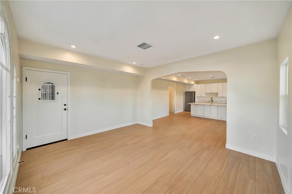 2800 Winter Street #4