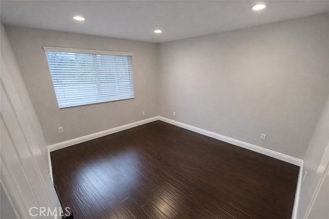 Detail Gallery Image 14 of 31 For 7817 Nagle Ave, North Hollywood,  CA 91605 - 4 Beds | 3 Baths