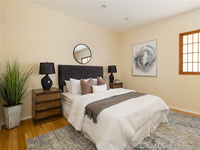 Detail Gallery Image 26 of 37 For 10664 Wilkins Ave #202,  Los Angeles,  CA 90024 - 2 Beds | 2/1 Baths
