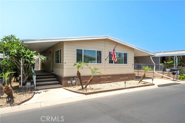 1400 S Sunkist Street, Anaheim CA: https://media.crmls.org/medias/1e1aae87-04eb-467b-9b4d-a1598366eddc.jpg