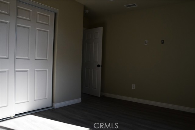 917 W. Flora St., Ontario CA: https://media.crmls.org/medias/1e1b4218-228a-45e8-a3f2-76031030a69a.jpg