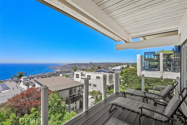 Detail Gallery Image 17 of 30 For 1091 La Mirada St, Laguna Beach,  CA 92651 - 4 Beds | 4 Baths