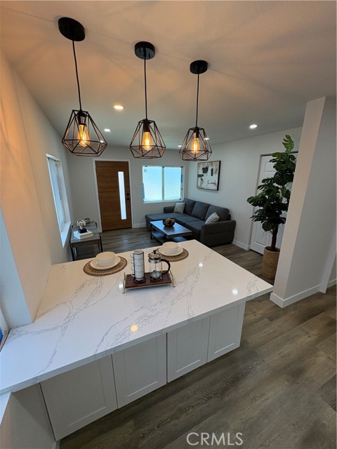 1526 W 54th Street, Los Angeles CA: https://media.crmls.org/medias/1e1c3513-d24b-4fd2-a3fd-396f30d0506a.jpg