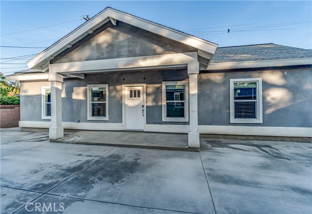 Front Image Thumbnail for CROC25279050