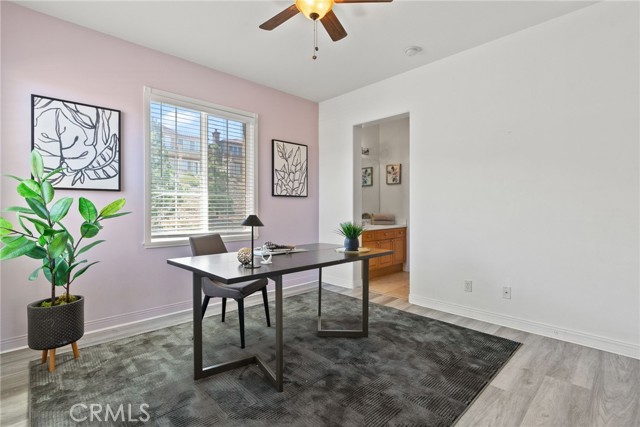 21 Plaza Modena, Lake Elsinore CA: https://media.crmls.org/medias/1e1ca03d-275b-405a-8ad8-30296b61bf2b.jpg
