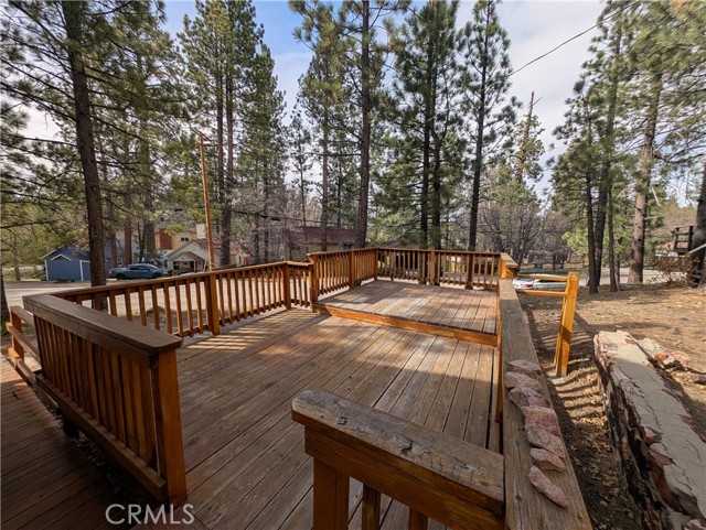 Detail Gallery Image 2 of 8 For 40221 Mill Creek, Big Bear Lake,  CA 92315 - 2 Beds | 1 Baths