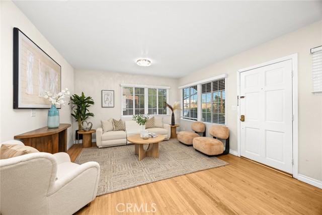 Detail Gallery Image 4 of 37 For 9711 Garibaldi Ave, Temple City,  CA 91780 - 4 Beds | 3 Baths