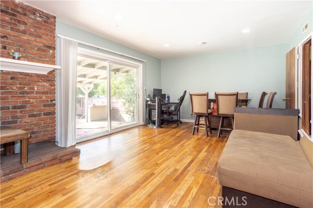 Detail Gallery Image 8 of 33 For 19858 Saticoy, Winnetka,  CA 91306 - 3 Beds | 2 Baths