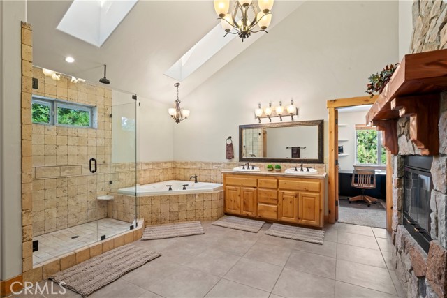 Detail Gallery Image 20 of 38 For 1034 Teakwood, Lake Arrowhead,  CA 92352 - 4 Beds | 3 Baths