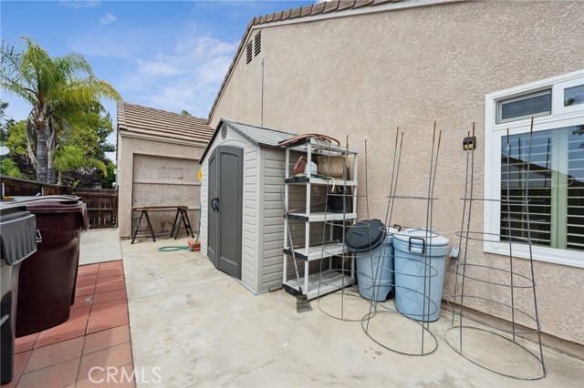 24805 Morning Mist Drive, Moreno Valley CA: https://media.crmls.org/medias/1e1eafe7-4efd-4bb5-ac17-cfd741cbd02d.jpg