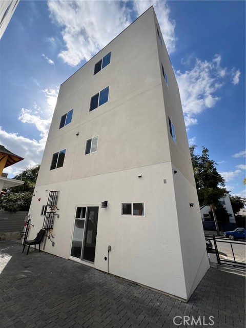 Detail Gallery Image 4 of 41 For 1218 Arapahoe St, Los Angeles,  CA 90006 - 31 Beds | 24 Baths