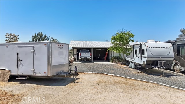 3622 Broken Twig Drive, Norco CA: https://media.crmls.org/medias/1e1ef52b-e8db-45f5-afd7-ce018cad78e8.jpg
