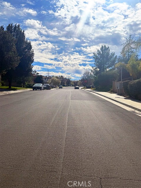 Detail Gallery Image 12 of 12 For 130 Boston, Beaumont,  CA 92223 - 5 Beds | 3 Baths