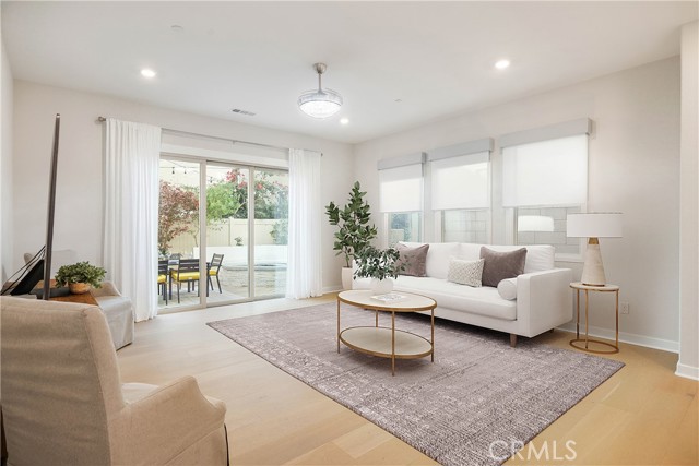 Detail Gallery Image 13 of 49 For 133 Denali, Lake Forest,  CA 92630 - 4 Beds | 4/1 Baths