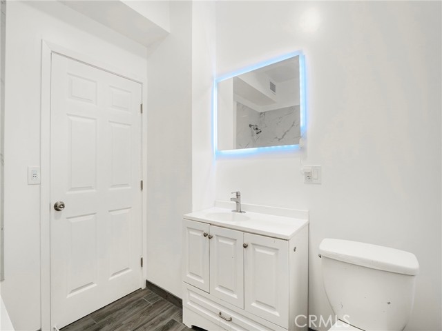 Detail Gallery Image 9 of 22 For 14545 Margate St #1,  Sherman Oaks,  CA 91411 - 3 Beds | 2 Baths