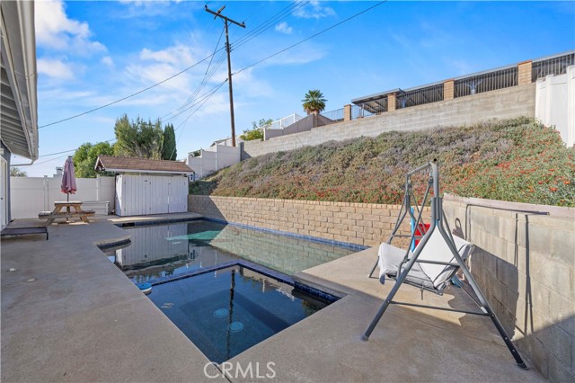 Detail Gallery Image 33 of 44 For 19525 Steinway, Canyon Country,  CA 91351 - 4 Beds | 2 Baths