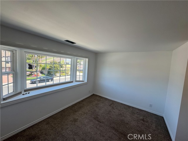 21041 Shaw Lane, Huntington Beach CA: https://media.crmls.org/medias/1e22bdb4-537c-4ebe-84ce-d4910ec6378f.jpg