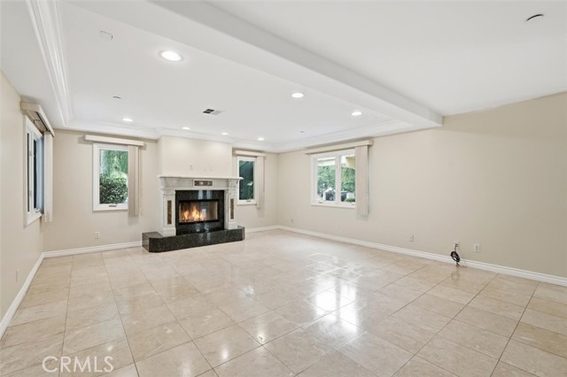 Detail Gallery Image 10 of 49 For 233 S Irena #1,  Redondo Beach,  CA 90277 - 4 Beds | 3 Baths