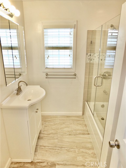 1301 W Robidoux Street, Wilmington CA: https://media.crmls.org/medias/1e2367b0-75e3-4202-9fe2-7f34c141e71b.jpg