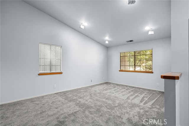 Detail Gallery Image 8 of 61 For 493 Autumn Gold Dr, Chico,  CA 95973 - 4 Beds | 2 Baths
