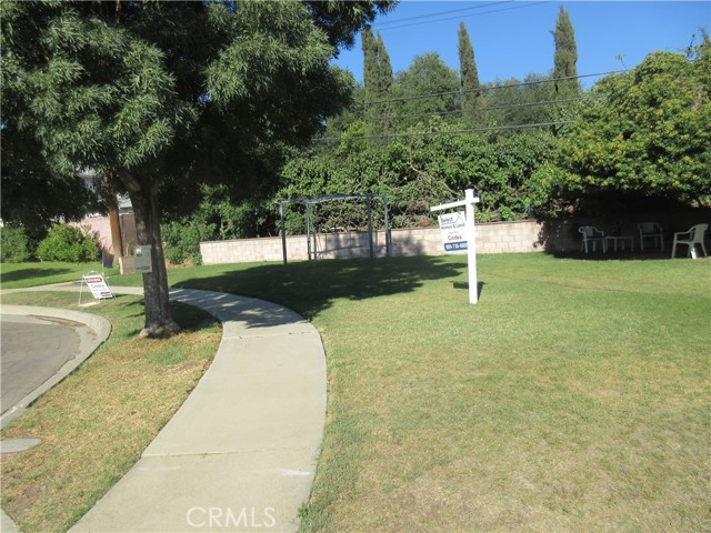 1416 Carmelita Court, Upland CA: https://media.crmls.org/medias/1e23c47f-c1c6-471b-aff5-a1d98ae9bfb0.jpg