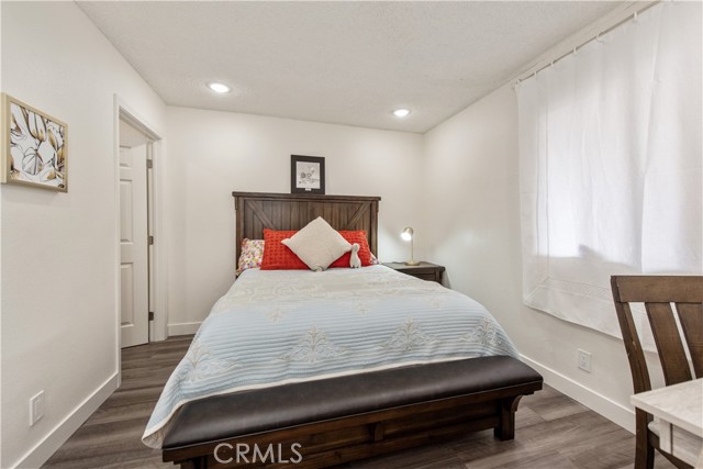 Detail Gallery Image 8 of 24 For 450 E 4th #416,  Santa Ana,  CA 92701 - 2 Beds | 2 Baths