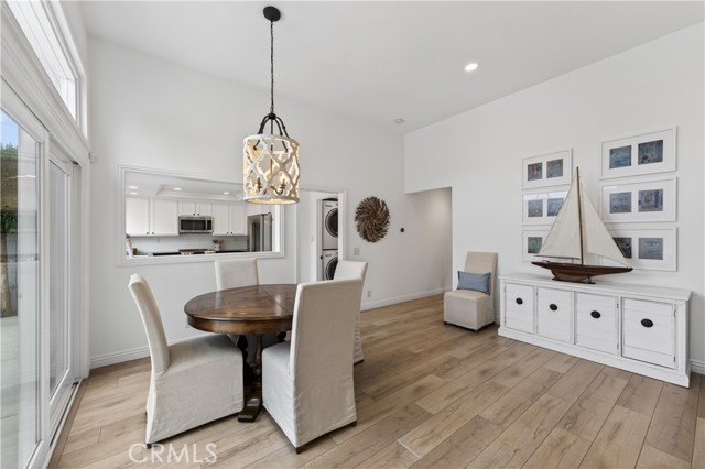 Detail Gallery Image 5 of 72 For 7 E Yale Loop, Irvine,  CA 92604 - 3 Beds | 2 Baths