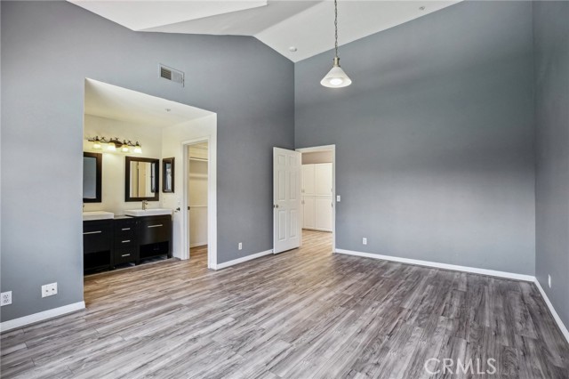 Detail Gallery Image 16 of 34 For 17556 Van Buren Ln, Huntington Beach,  CA 92647 - 2 Beds | 2/1 Baths